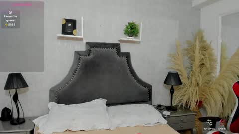 Snapshot of starbutterflyy_ chatting on June 2, 4:36 am STAR online show from June 2, 4:36 am