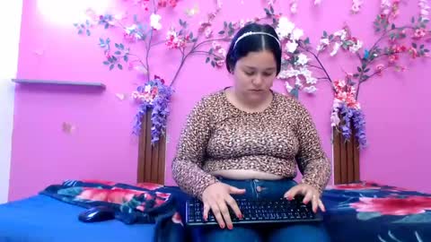 Snapshot of starfishanal21 chatting on May 25, 7:20 pm alejandra online show from May 25, 7:20 pm