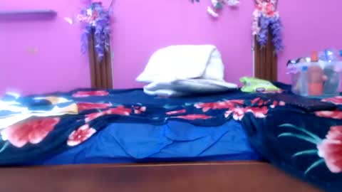 Snapshot of starfishanal21 chatting on June 17, 8:10 pm alejandra online show from June 17, 8:10 pm