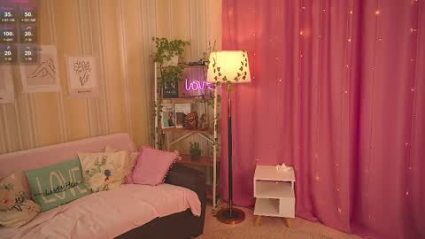 Chloe online show from March 30, 11:33 am