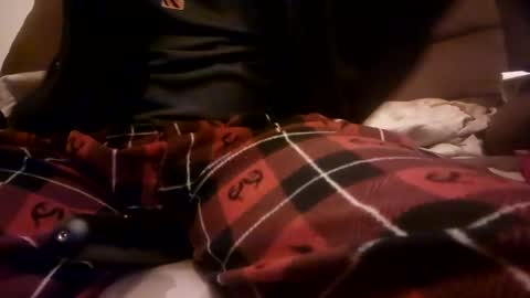 BAD BOY STAR online show from December 31, 9:10 am