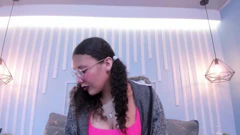 Stark Jones online show from October 20, 12:49 pm