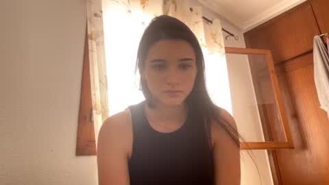Snapshot of starlabieler chatting on July 16, 10:21 am Lola online show from July 16, 10:21 am