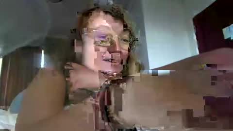 Snapshot of starlagurl chatting on March 11, 5:27 am starlagurl online show from March 11, 5:27 am