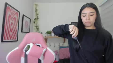 Alisson  online show from February 4, 2:50 am