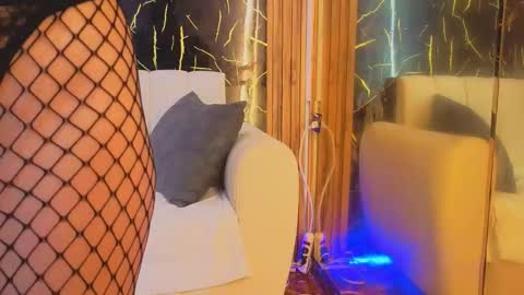 starlight_mature11_aws online show from February 22, 5:19 am