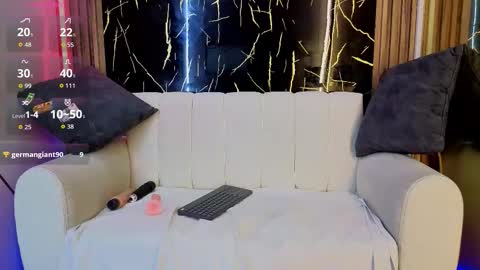 starlight_mature11_aws online show from March 19, 9:08 pm