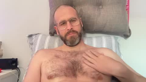 Snapshot of starrman99 chatting on May 20, 6:25 pm starrman99 online show from May 20, 6:25 pm