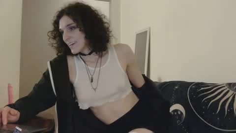 Evan online show from February 4, 11:31 pm