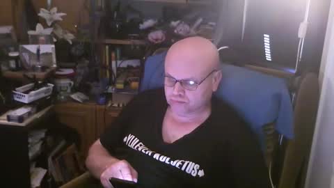 starterxyman online show from January 18, 11:41 pm