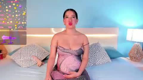 Star Twerk online show from July 7, 12:31 pm
