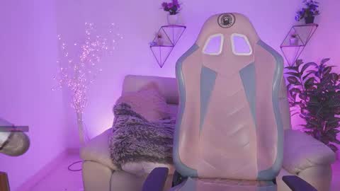 Yoko online show from September 15, 12:27 pm