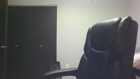 stayinalive1992 online show from March 29, 3:17 am