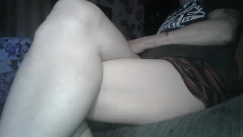 Snapshot of ste_wulf chatting on December 12, 1:43 am ste_wulf online show from December 12, 1:43 am