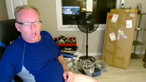 Snapshot of steakman007 chatting on May 12, 3:25 am Steakman online show from May 12, 3:25 am