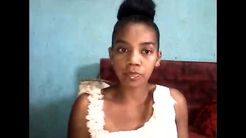 Snapshot of stecimalicia chatting on October 25, 7:49 am Malicia online show from October 25, 7:49 am