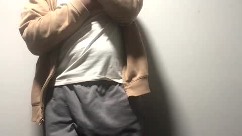 steel_950358 online show from January 10, 6:26 am