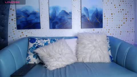 Steev online show from December 10, 4:02 am