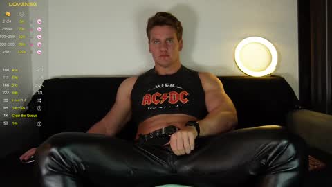 Steeve online show from March 2, 4:39 am