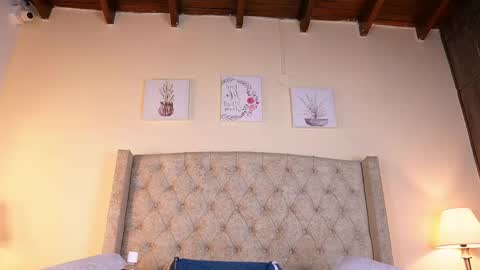 stefa_rosse online show from May 22, 7:30 pm