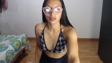 Stefi online show from March 8, 1:36 am