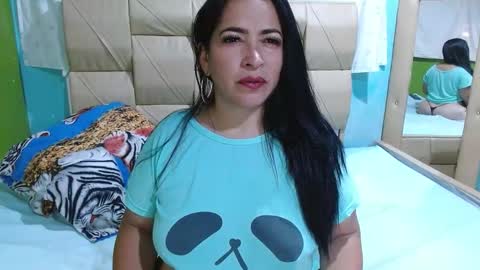 Stefanny online show from November 12, 5:57 pm