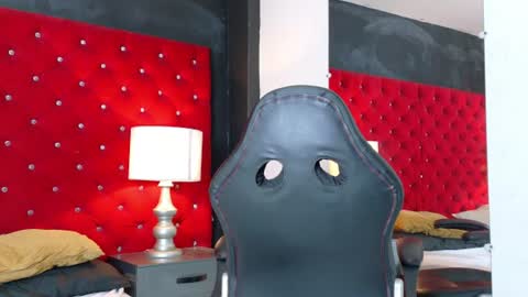 Snapshot of stefano_moretti chatting on June 28, 4:29 am S T E F A N O online show from June 28, 4:29 am