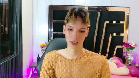 stefany piink online show from March 17, 12:19 pm
