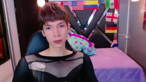 stefany piink online show from June 17, 1:12 pm