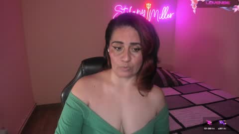Snapshot of stefanyhotmilf chatting on January 24, 10:11 am stefany online show from January 24, 10:11 am