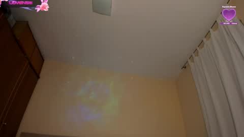 Snapshot of stefanyhotmilf chatting on September 16, 4:46 am stefany online show from September 16, 4:46 am