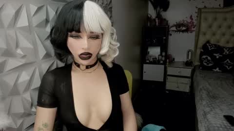 Jane online show from June 17, 6:27 am