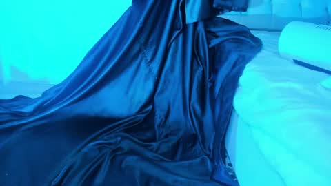 Snapshot of steffany_lopez_ chatting on February 6, 12:11 am steffany_lopez_ online show from February 6, 12:11 am