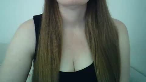 Snapshot of stefffa8009 chatting on March 6, 10:23 am stefffa8009 online show from March 6, 10:23 am
