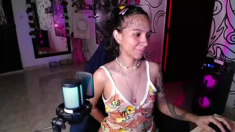   online show from March 10, 8:41 am