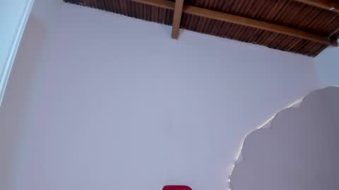 stefie online show from December 6, 2:57 am