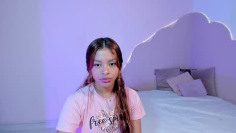 stefie online show from December 19, 6:45 pm