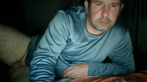 Snapshot of steki038434 chatting on July 4, 9:10 pm steki038434 online show from July 4, 9:10 pm