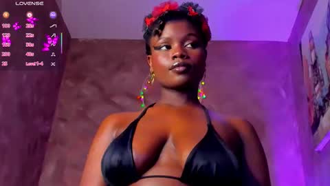 stella online show from December 5, 4:25 pm