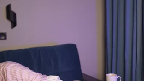 Stella online show from January 31, 9:35 pm