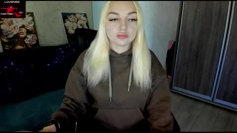 Stella  Cox online show from October 15, 8:14 am