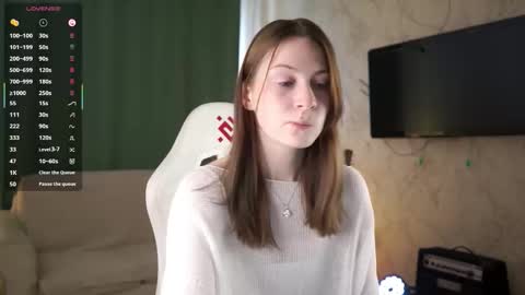 Snapshot of stella_of_steel chatting on September 11, 7:52 am Stella online show from September 11, 7:52 am