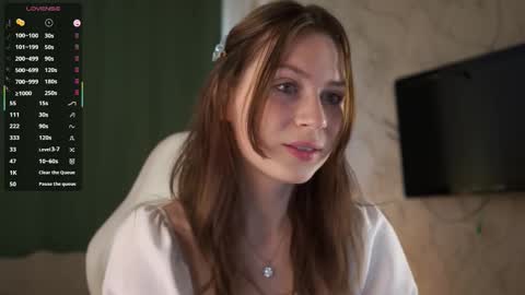 Snapshot of stella_of_steel chatting on September 15, 8:47 am Stella online show from September 15, 8:47 am
