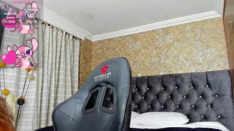 Estella online show from February 10, 8:00 pm