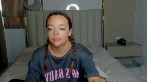 stella online show from April 9, 12:21 am