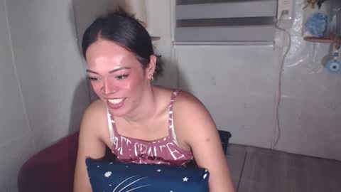 Snapshot of stellabronze chatting on March 11, 9:04 pm stella online show from March 11, 9:04 pm