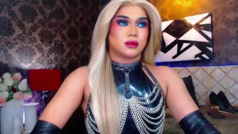 Snapshot of stellagrayts chatting on February 24, 12:48 pm CALL ME STELLA online show from February 24, 12:48 pm