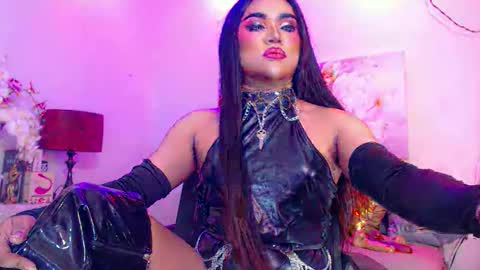 CALL ME STELLA online show from April 25, 10:29 am