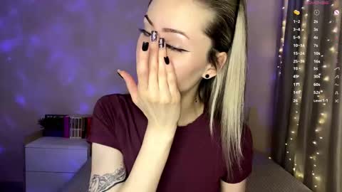 Alexia online show from March 12, 2:39 am