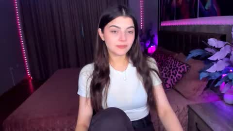 StellaRainbow online show from April 26, 5:16 am